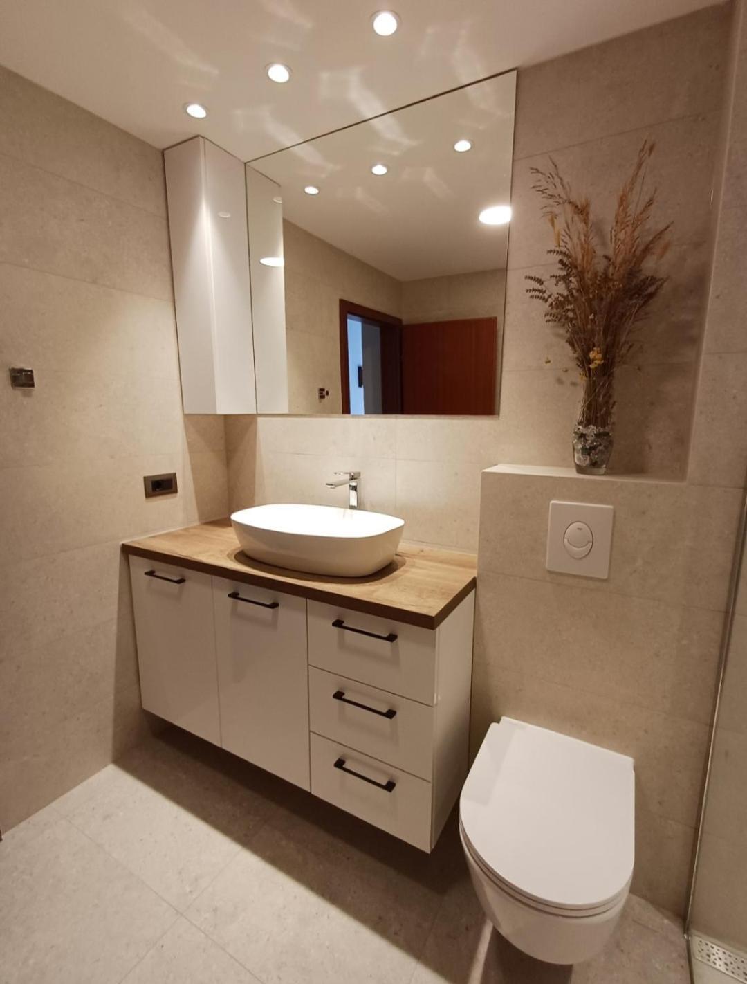 Apartment With Private Pool "Patricia" Makarska Kültér fotó